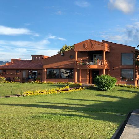 בית הארחה El Penol  	Finca Casa Loma מראה חיצוני תמונה